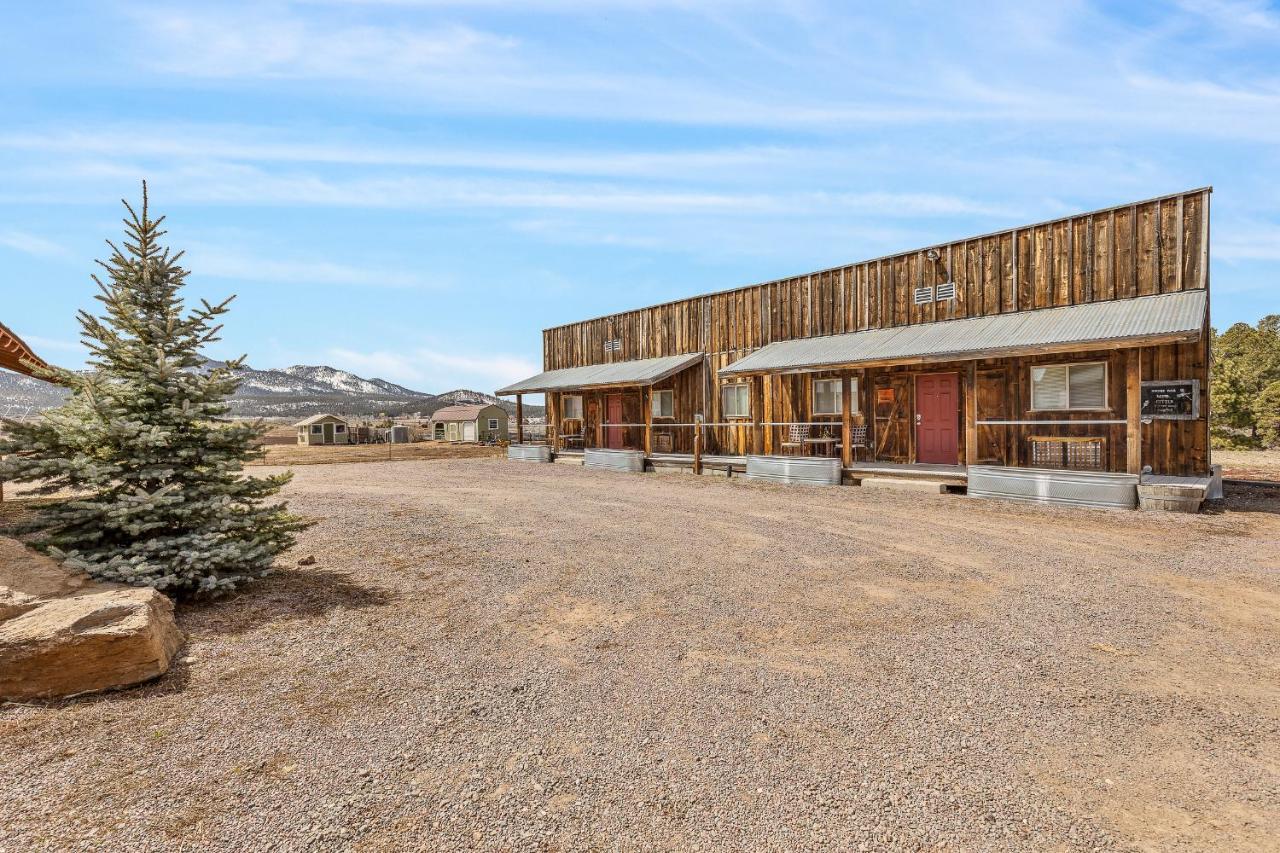 Trapper'S Rendezvous Bed & Breakfast Williams Bagian luar foto