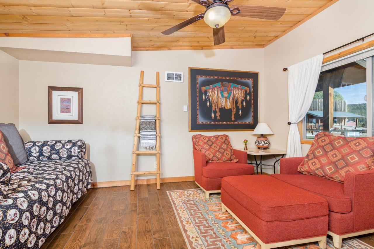 Trapper'S Rendezvous Bed & Breakfast Williams Bagian luar foto