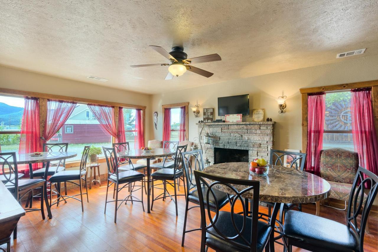Trapper'S Rendezvous Bed & Breakfast Williams Bagian luar foto